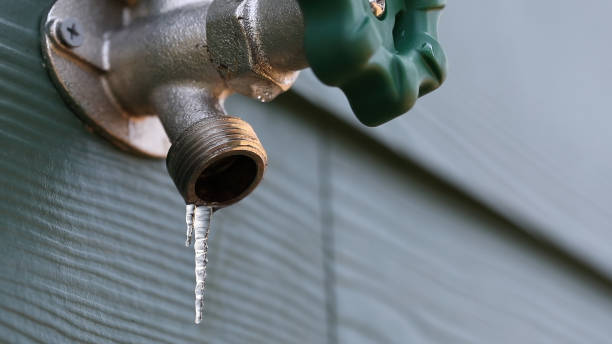 Best Clogged Drain Plumber  in Derma, MS